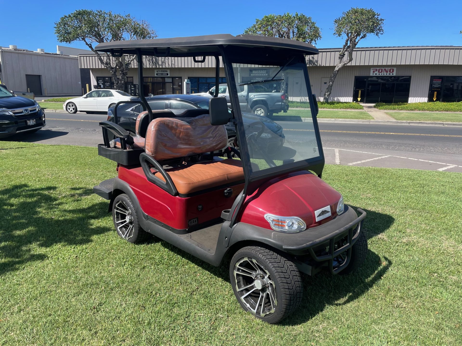 E-Land  Golf Cart Maui